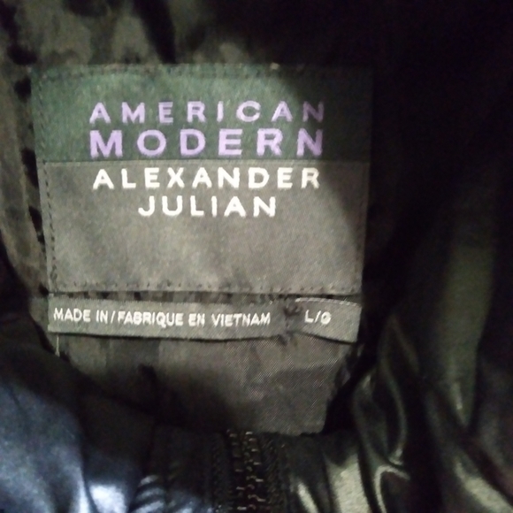 American Modern Alexander Julian Vest - Picture 8 of 9